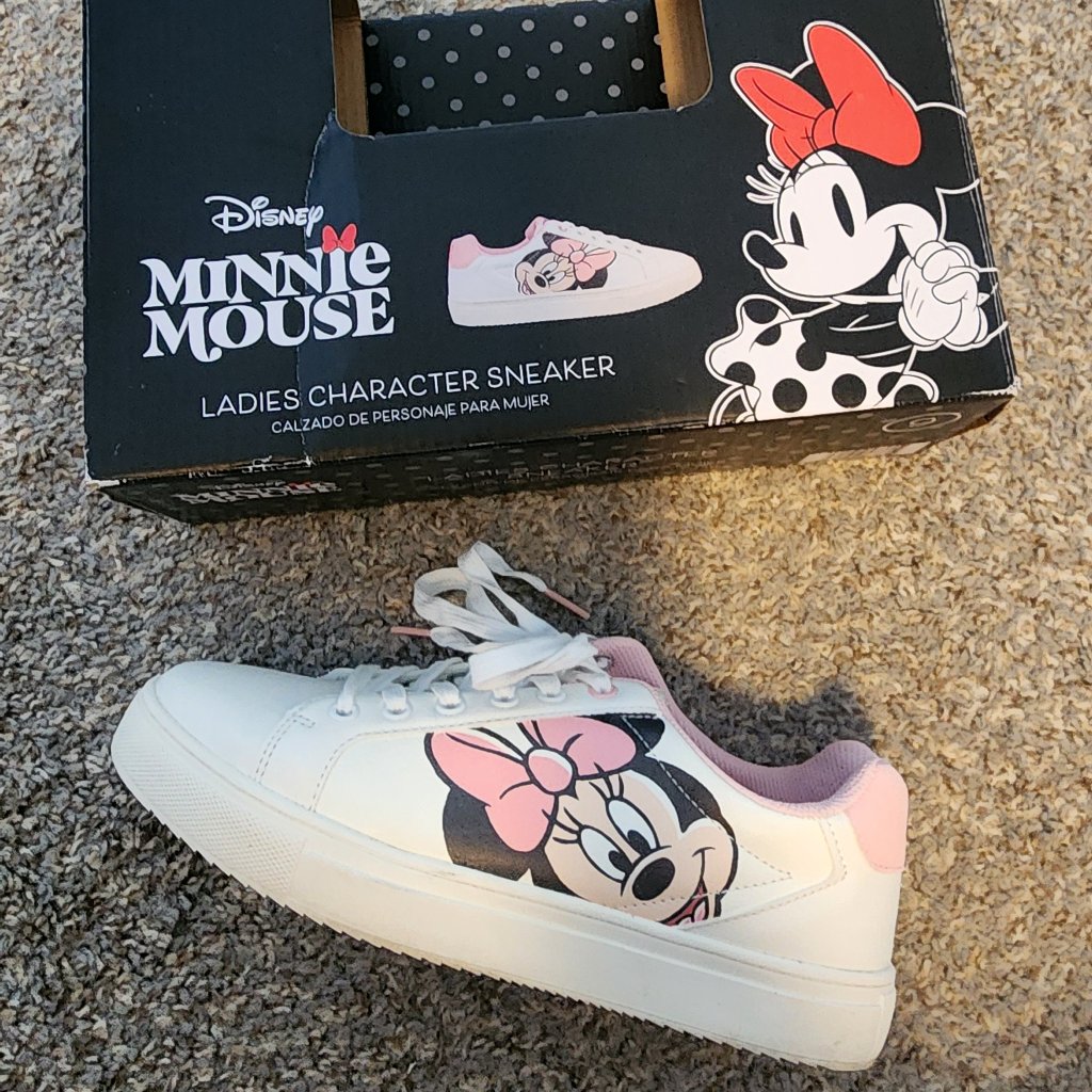 Disney Minnie Mouse Character Sneakers Size 9 Nib